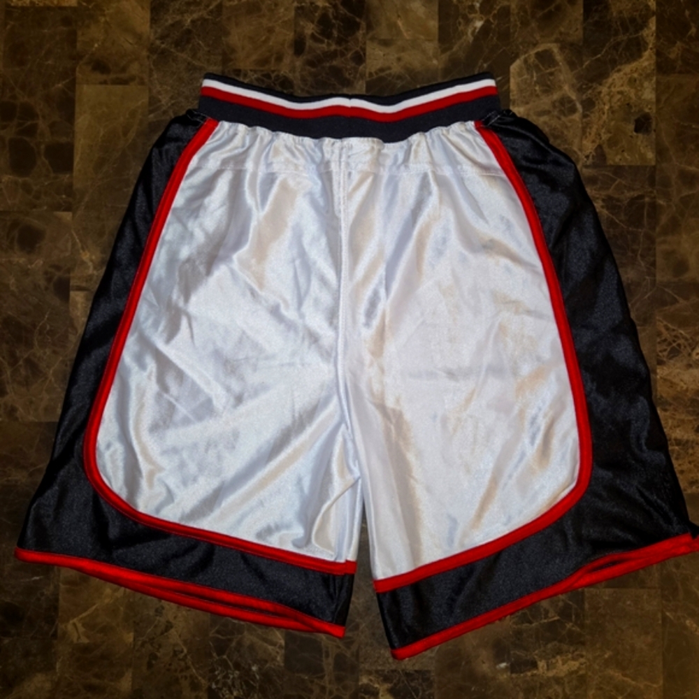 Youth "The Answer" Allen IVERSON Basketball Shorts - Picture 2 of 2